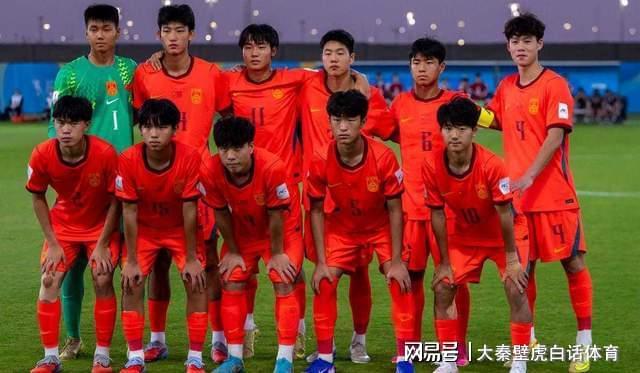 九游体育官网-1-2！2-0！中国队2连败获喜讯：感谢卡塔尔，末轮需看日本队脸色
